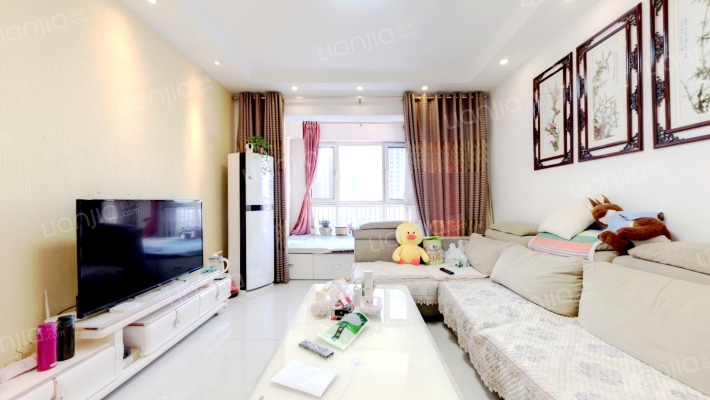 绿地中央广场三区二手房实景图