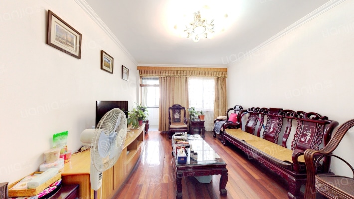 金盛花苑二手房实景图