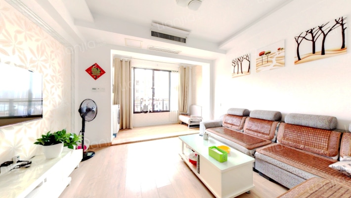 水域天际二手房实景图