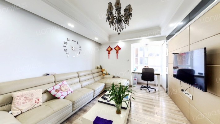 阅景国际二手房实景图