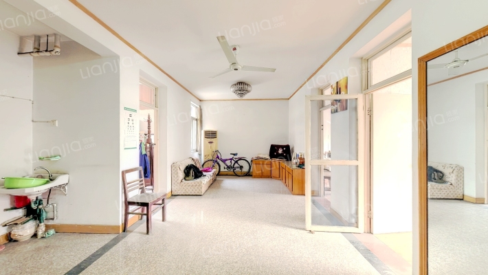 369晶品城市公寓二手房实景图