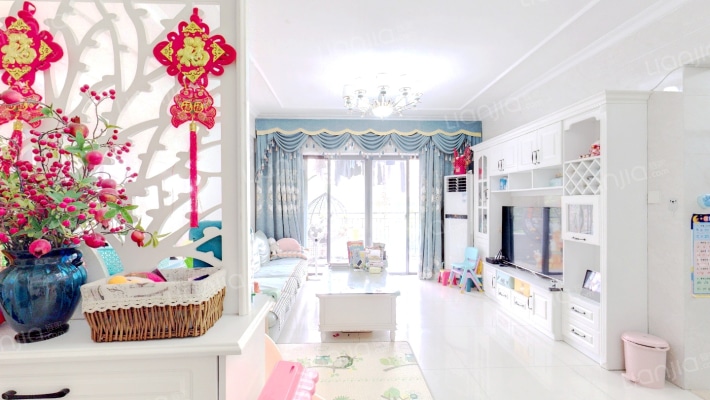 在水一方二手房实景图