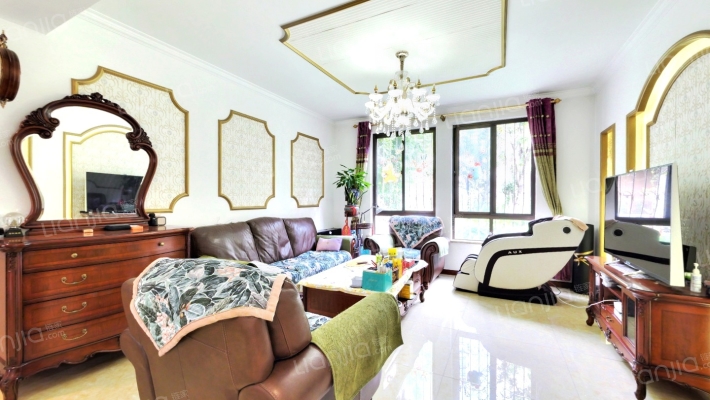 金丰蓝庭二手房实景图