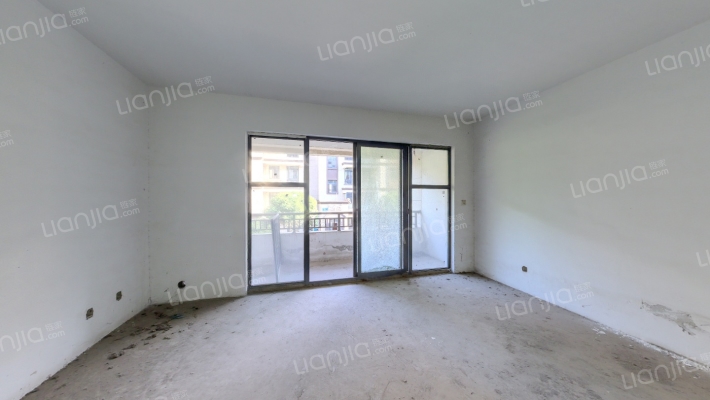 芙蓉山庄C区二手房实景图