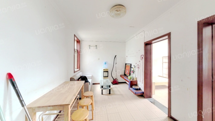 电大宿舍二手房实景图