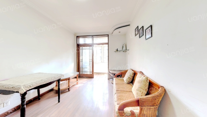 东风新村二手房实景图