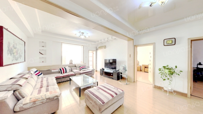 七里山南村三区二手房实景图