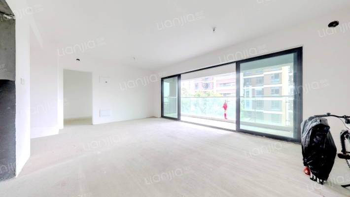 四海云锦二手房实景图