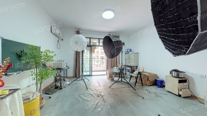 财富名园二手房实景图