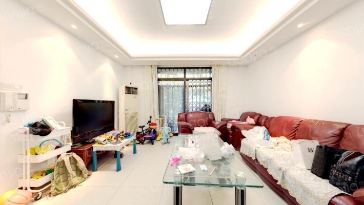 鼎鑫摩卡小镇二手房实景图