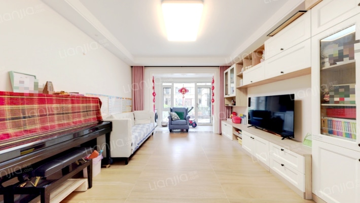 海铭听涛别院二手房实景图