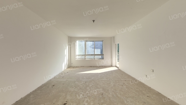 双龙花园东区二手房实景图