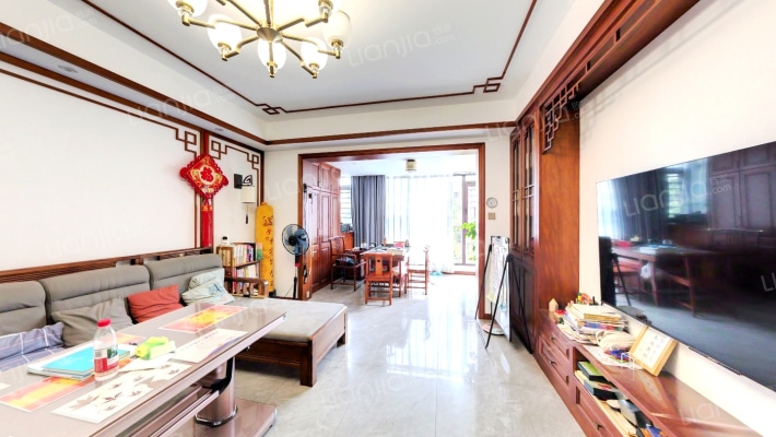 山水英伦庄园二手房实景图