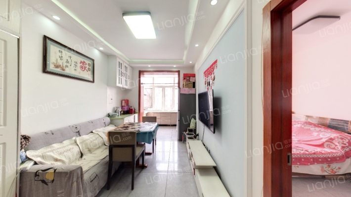 电缆名苑小区二手房实景图