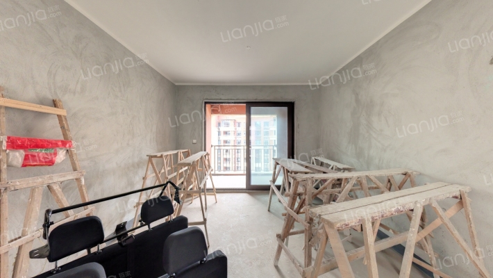 阳光城哈罗小镇二手房实景图