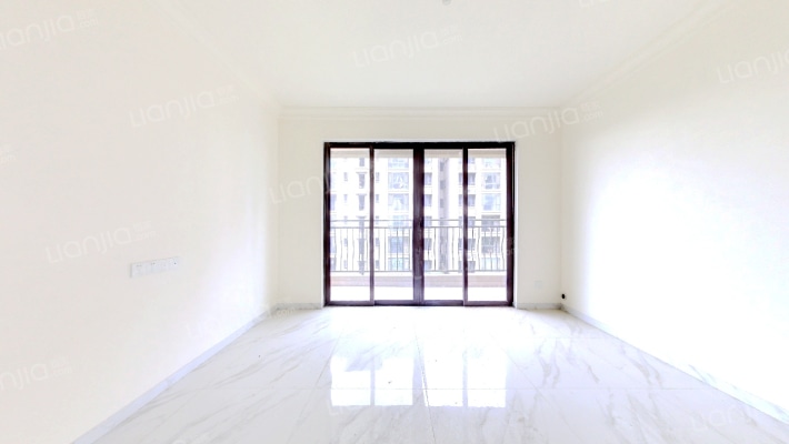 碧桂园翡翠湾二期二手房实景图