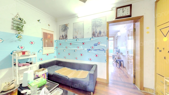 绿川新苑二手房实景图