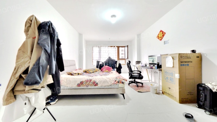 招商贝肯山六期B二手房实景图