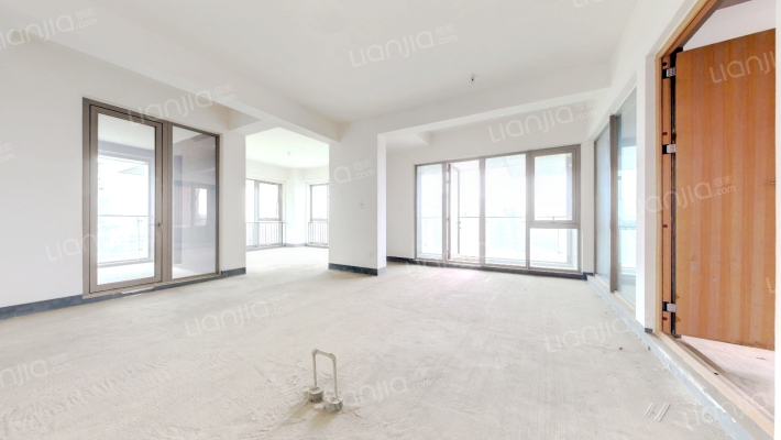 麓湖生态城麒麟荟二手房实景图