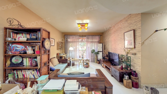 鼎洪怡苑二手房实景图