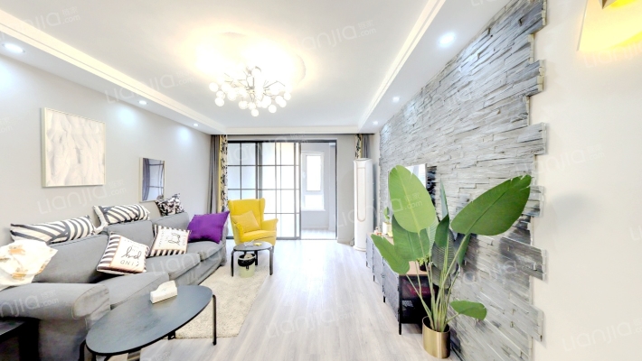 宏发英里蓝湾二手房实景图