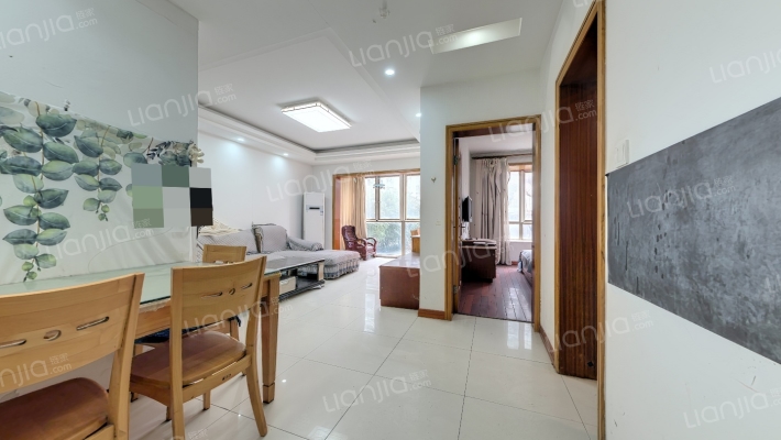 天辰花园二手房实景图