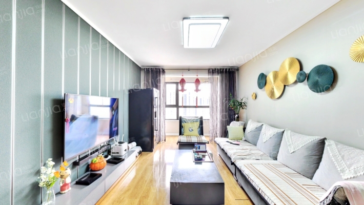 新松茂樾山二期二手房实景图