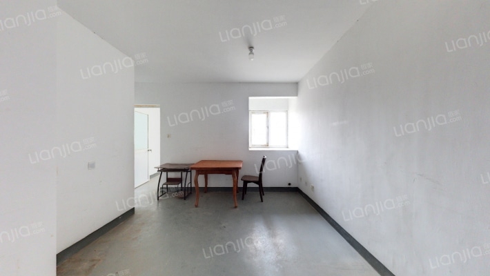 荣盛莉湖春晓二手房实景图