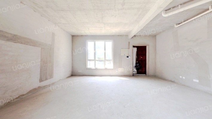 依水和墅二手房实景图