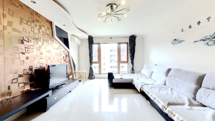 万科中粮假日风景二手房实景图