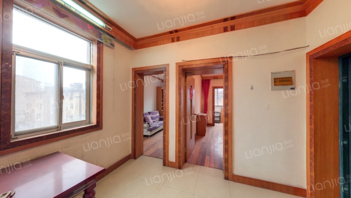 东岳巷十四号大院二手房实景图