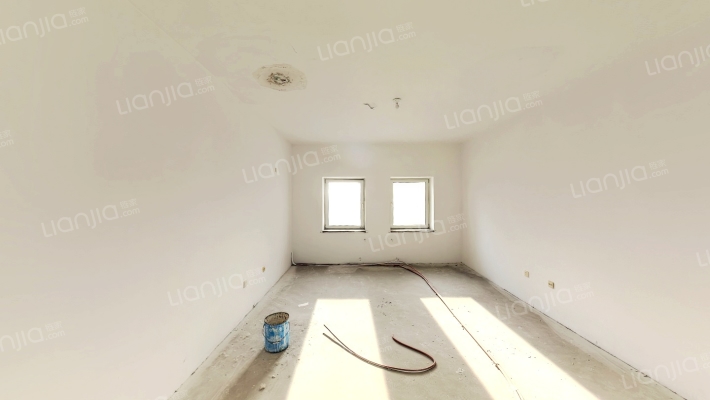 百合园二手房实景图