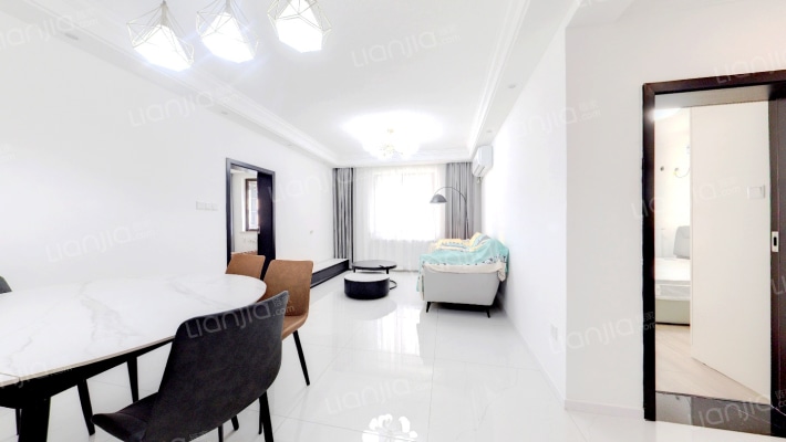 美专校街二手房实景图