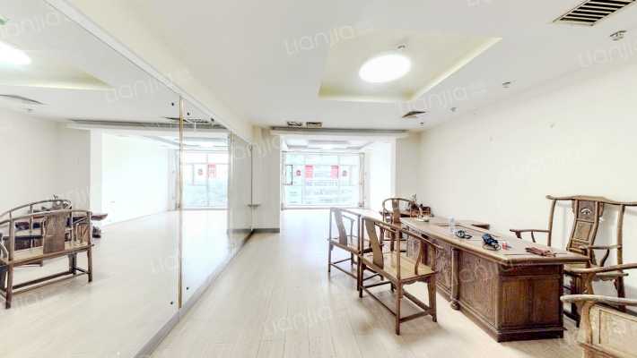 银座国际公寓二手房实景图