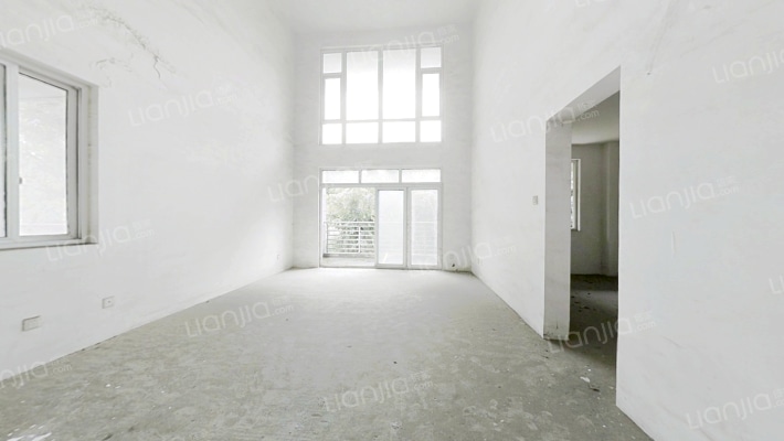 西贵堂二手房实景图