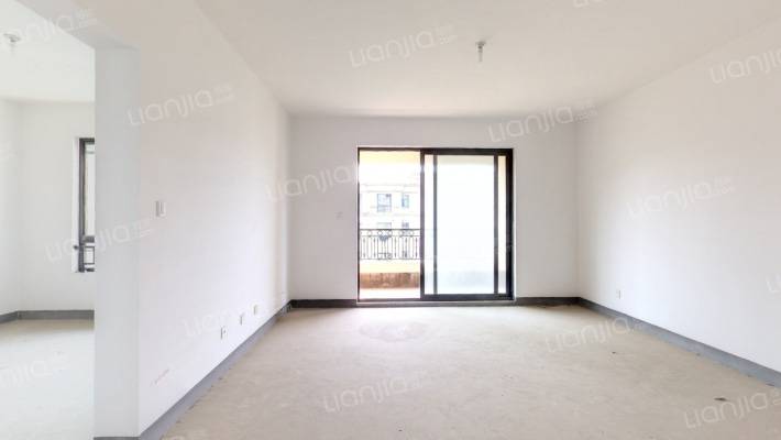 复地御钟山二期二手房实景图