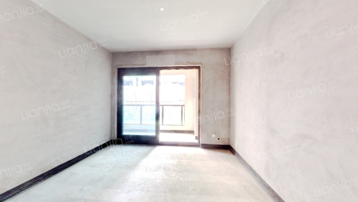 博翠山麓二手房实景图