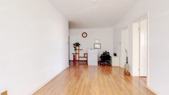 银都宫馆二手房实景图