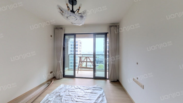 绿城两江御园凤栖园二手房实景图