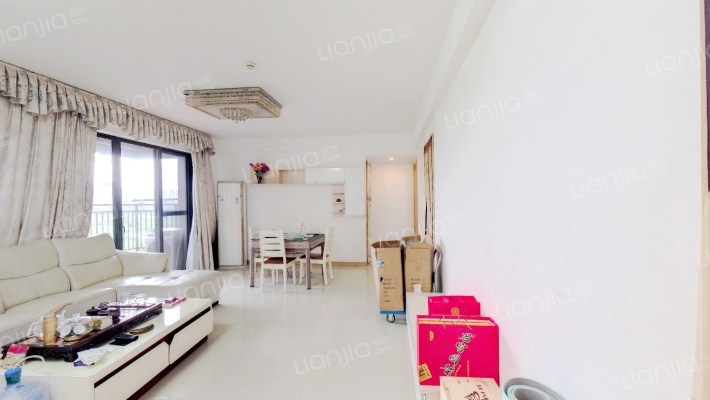 万科缤纷四季西园二手房实景图