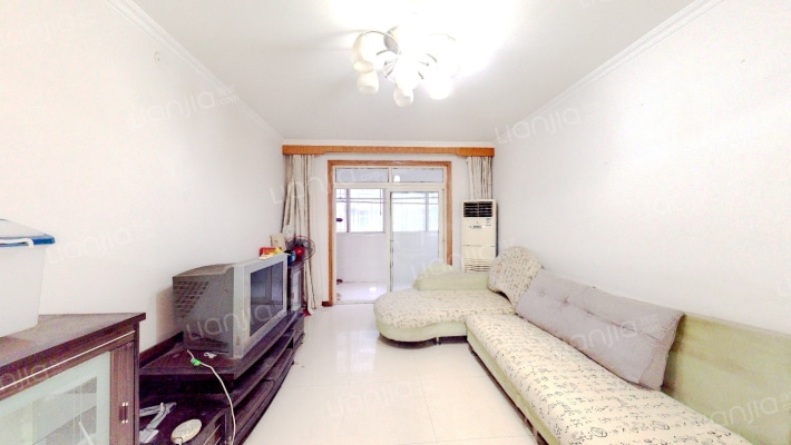 星威花园二手房实景图