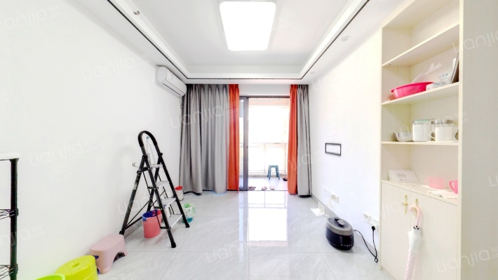 麟恒中心广场三期二手房实景图