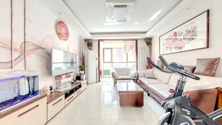 保利华庭二手房实景图