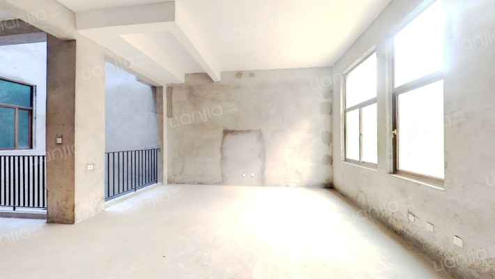 大富山庄(别墅)二手房实景图