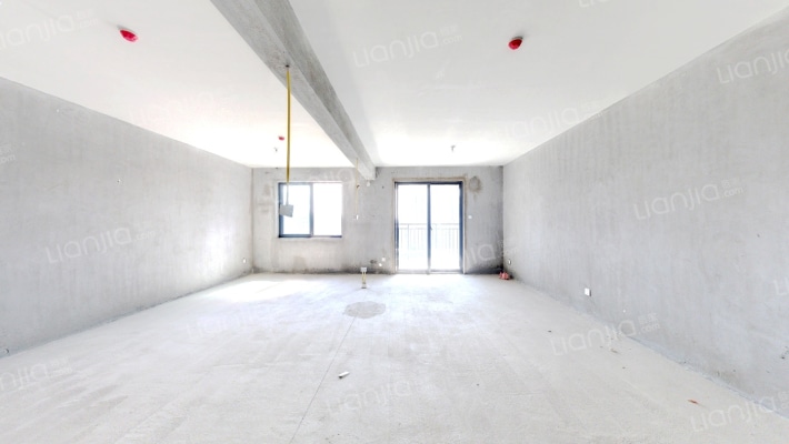 新榕金岚秀山二手房实景图