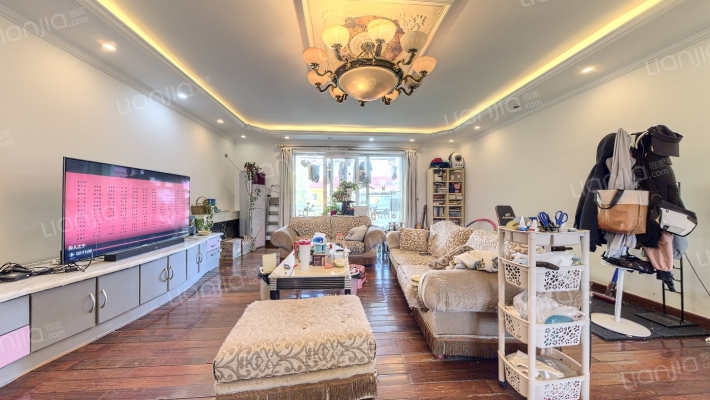 龙城花园W区二手房实景图