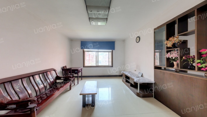 建材花园小区二手房实景图