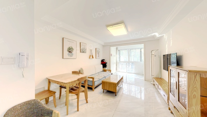 樱花路309弄二手房实景图