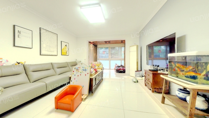 川大河畔二手房实景图