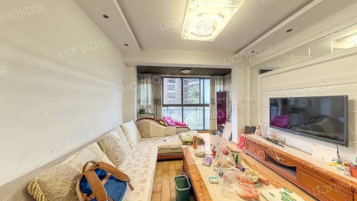 御城二手房实景图